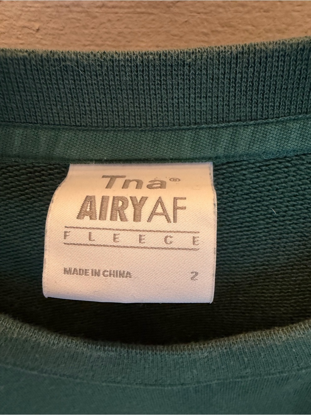 Tna AiryAF Fleece Crewneck Sweatshirt Green Relaxed Fit Size 2 Aritzia - Picture 2 of 3